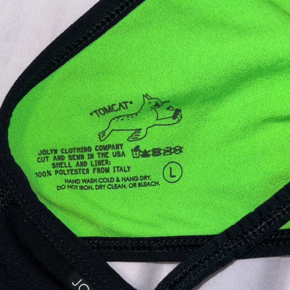 Black Tomcat Top View 3